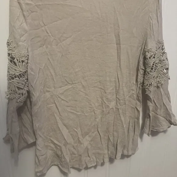 SPENSE Tan Blouse with Lace Design Size Large - Picture 5 of 5